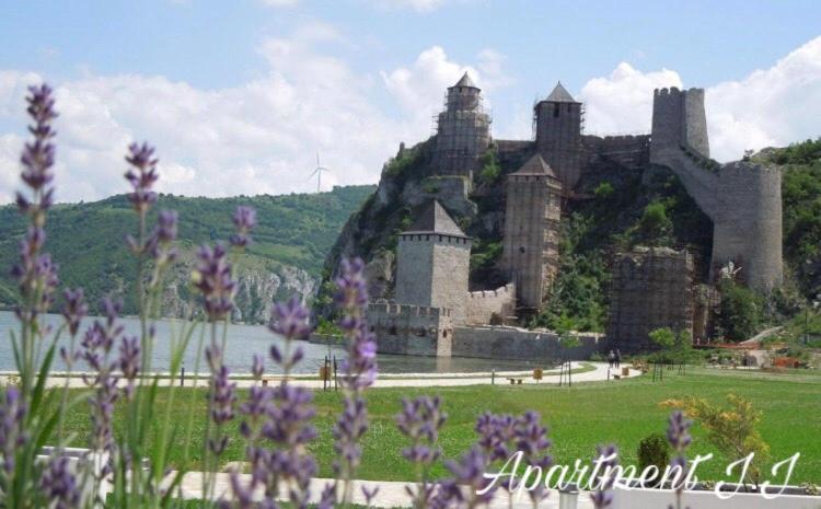 Apartment J.J Pozarevac Luaran gambar